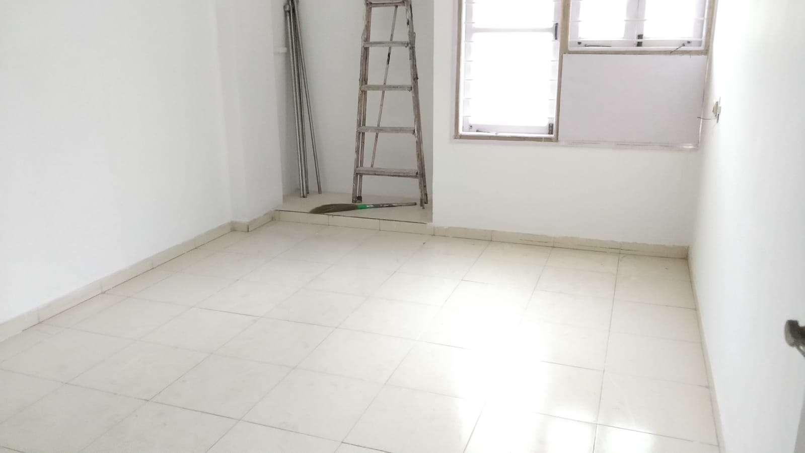 3BHK Flat for sale – 165 SQ Yard – Var Unfurnished, Allotted Parking – Flat in Jodhpur Satellite