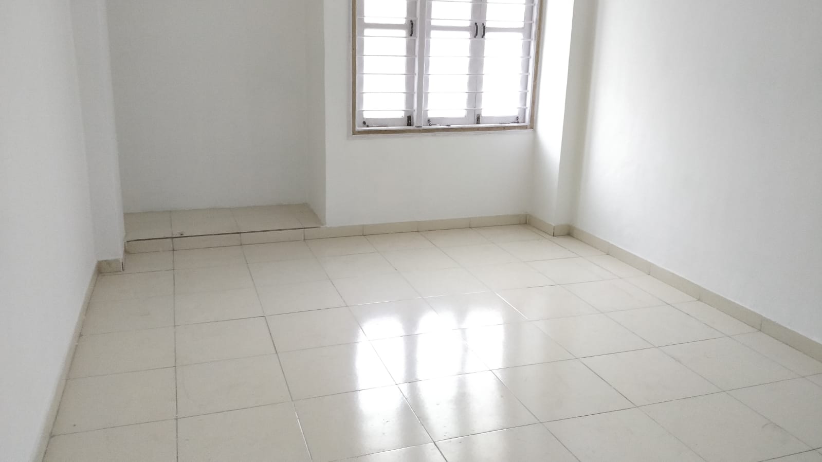 3BHK Flat for sale – 165 SQ Yard – Var Unfurnished, Allotted Parking – Flat in Jodhpur Satellite