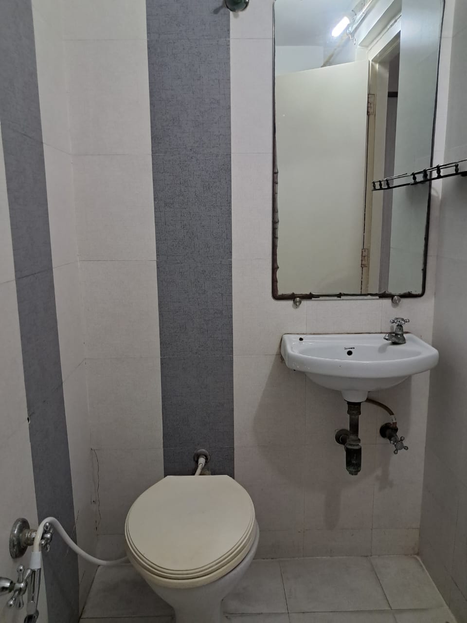 2BHK Specious Law Rise Flat at Prahladnagar Ahmedabad