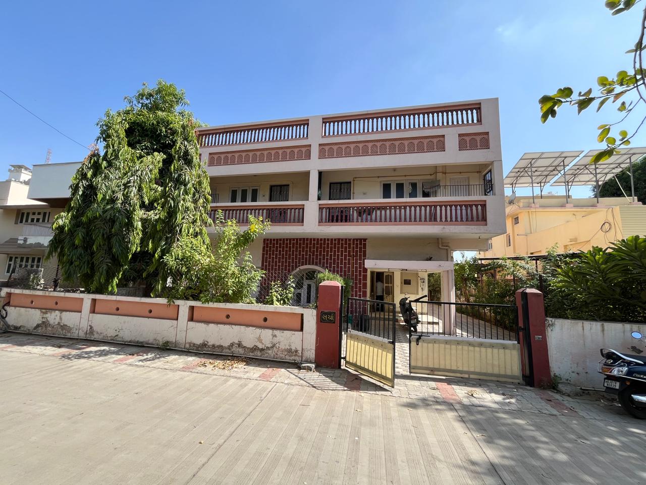 4 BHK Bunlows for Sell in Shivranjani Satellite- Ahmedabad