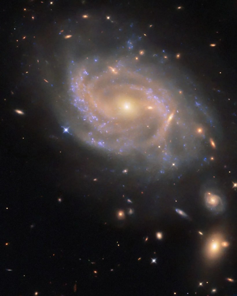 Esta imagen muestra la galaxia espiral NGC 3285B. (Créditos: ESA/Hubble y NASA, RJ Foley (UC Santa Cruz)).