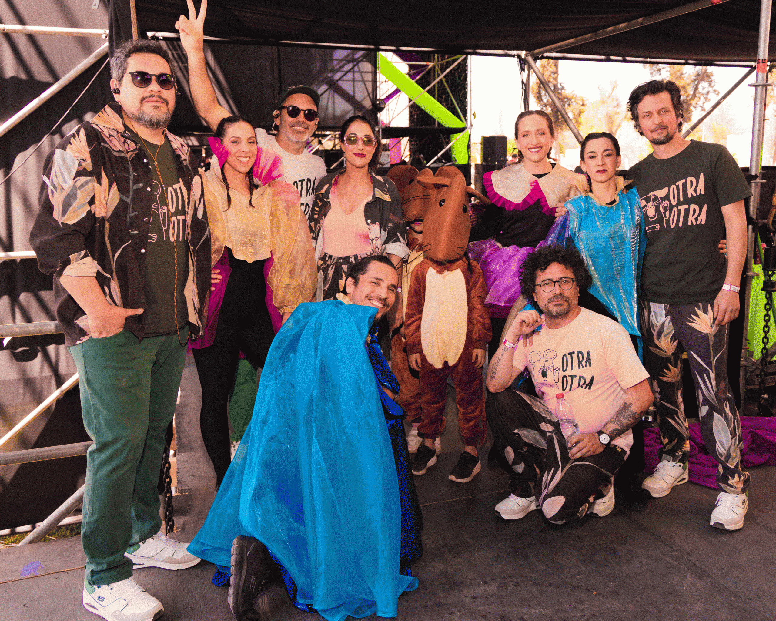 Otra Otra x @diegoescap