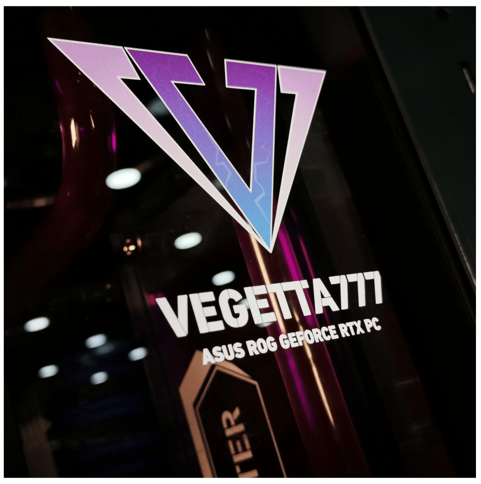 La nueva computadora de Vegetta777