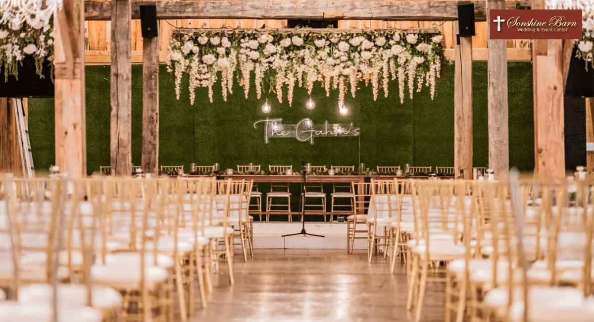 How Many Guests Can a Barn Wedding Venue in Gaylord Hold?