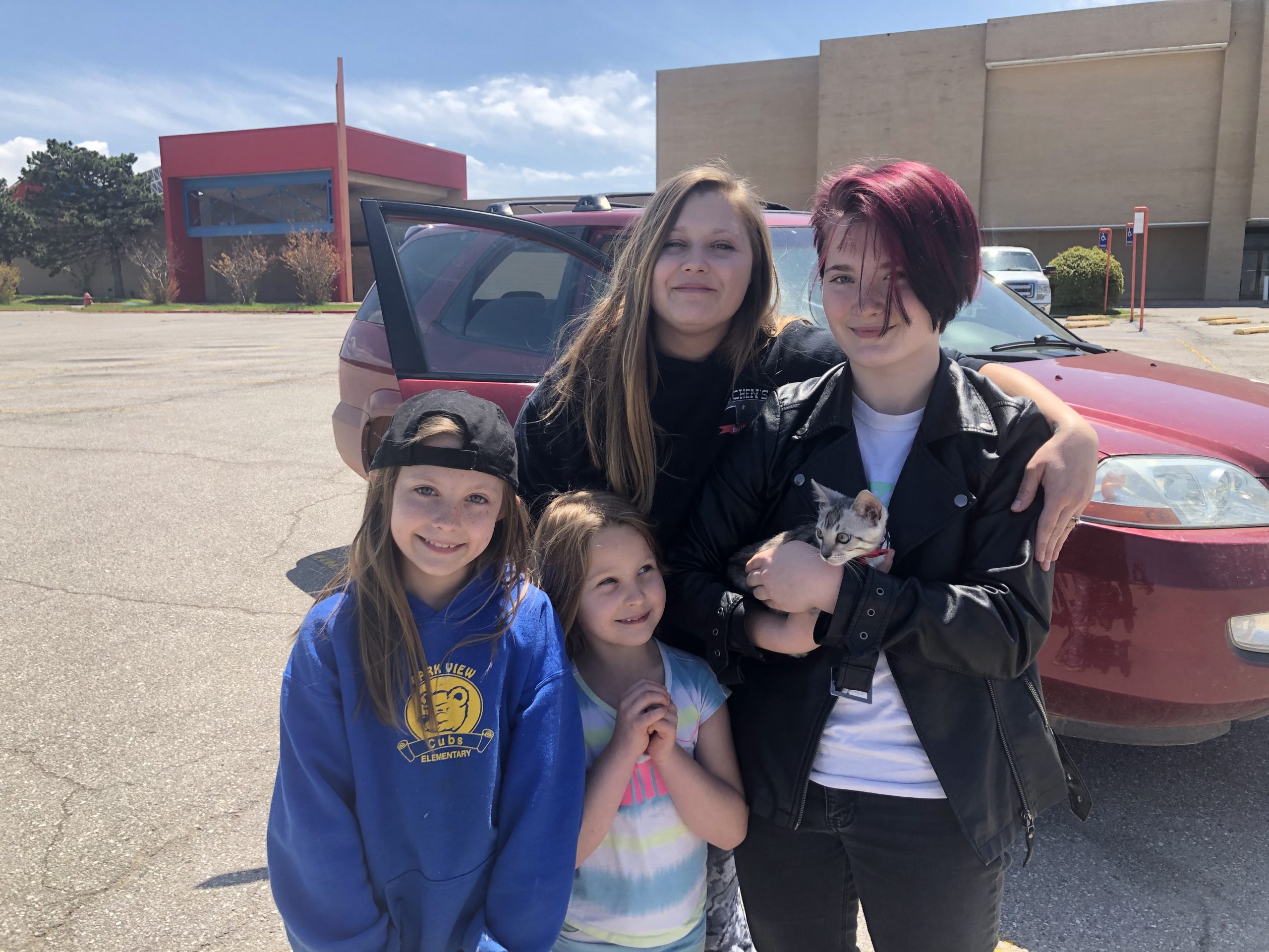 Oklahoma City family near Crossroads mall satisfied with new bengal cat purchase