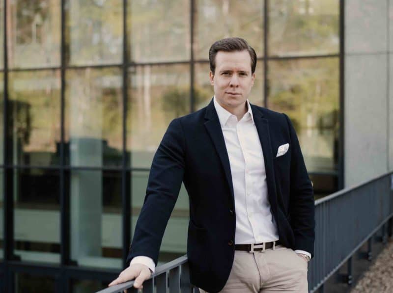 The unreal: Making synthetic, authentic