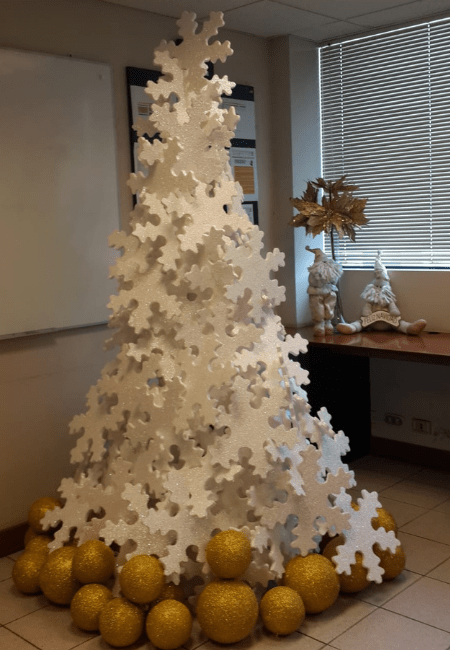 Arbol de navidad para oficina corporativa