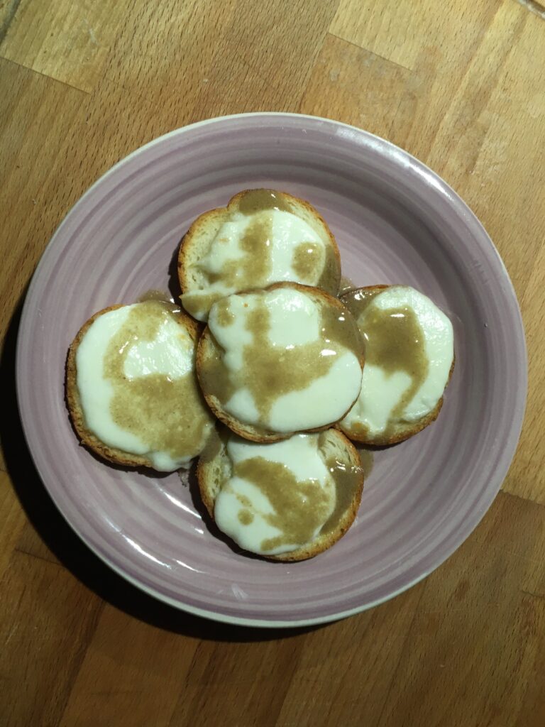 Crostini Mozzarella Burro e Alici