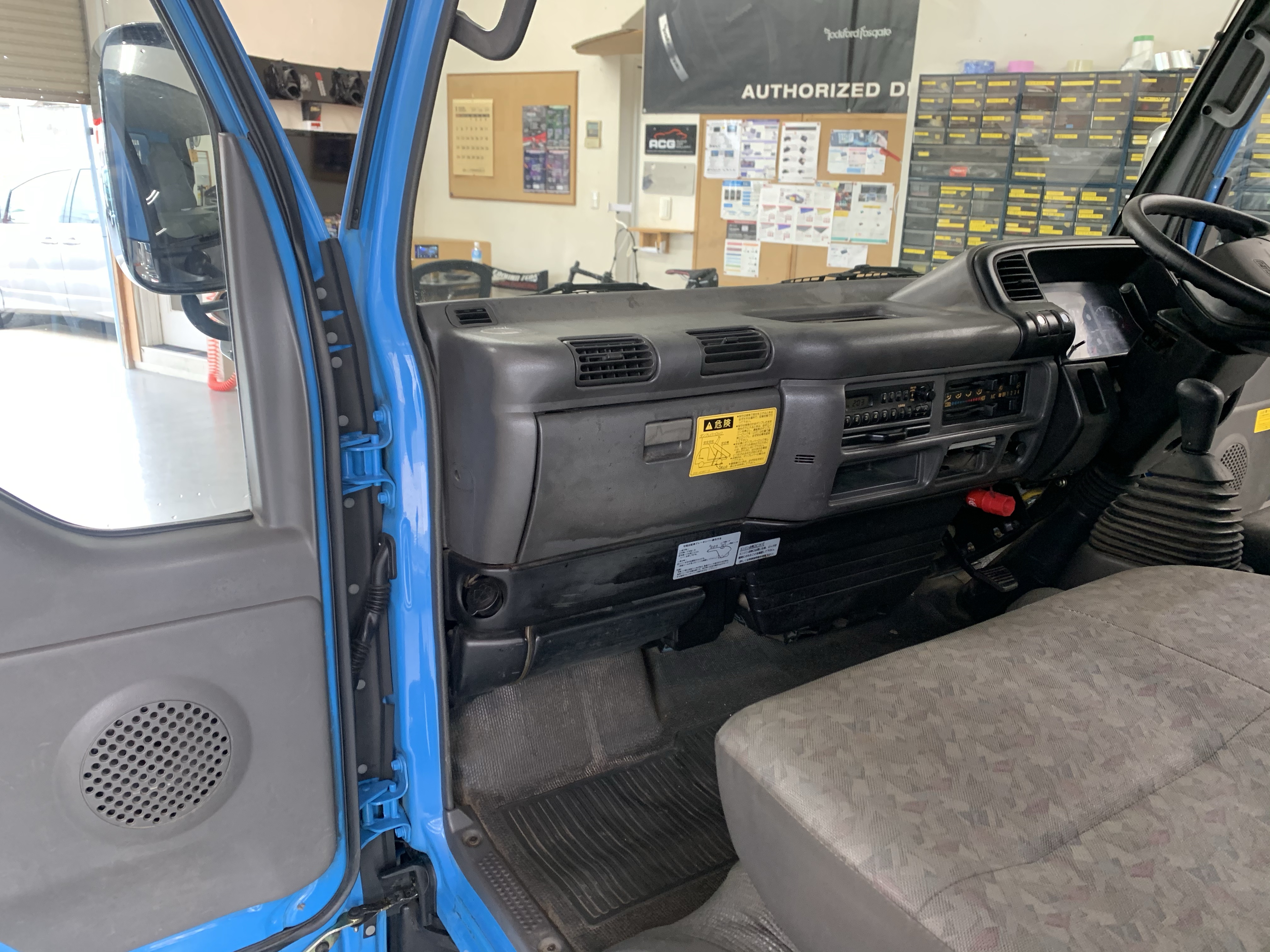 いすゞエルフ完成 | 千葉のカーオーディオ専門店SOUND PROGRESS