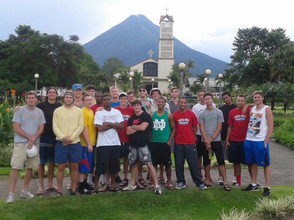 Men's basketball aims high in costa rica