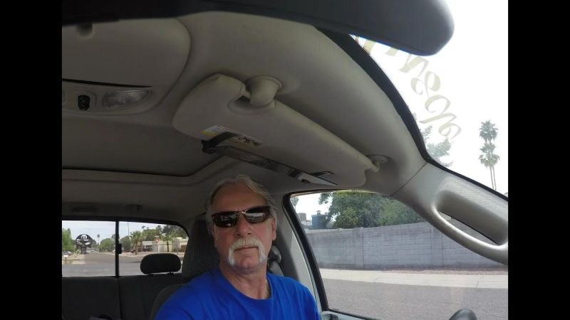 Phoenix Dust Lutris - Gorgeous Dark Wallpaper - Full HD