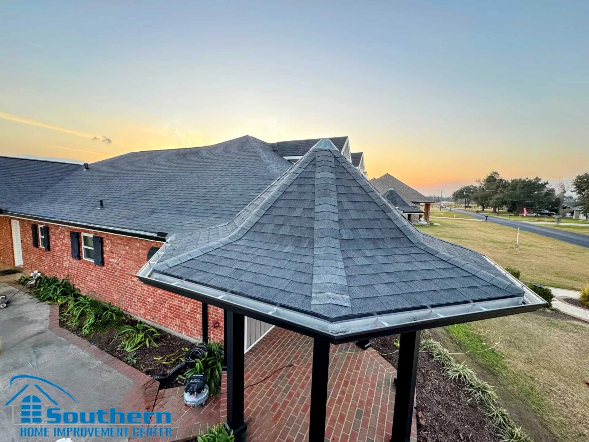 FORTIFIED Roof Replacement in Paulina, LA with Atlas Pinnacle Pristine Shingles in Black Shadow