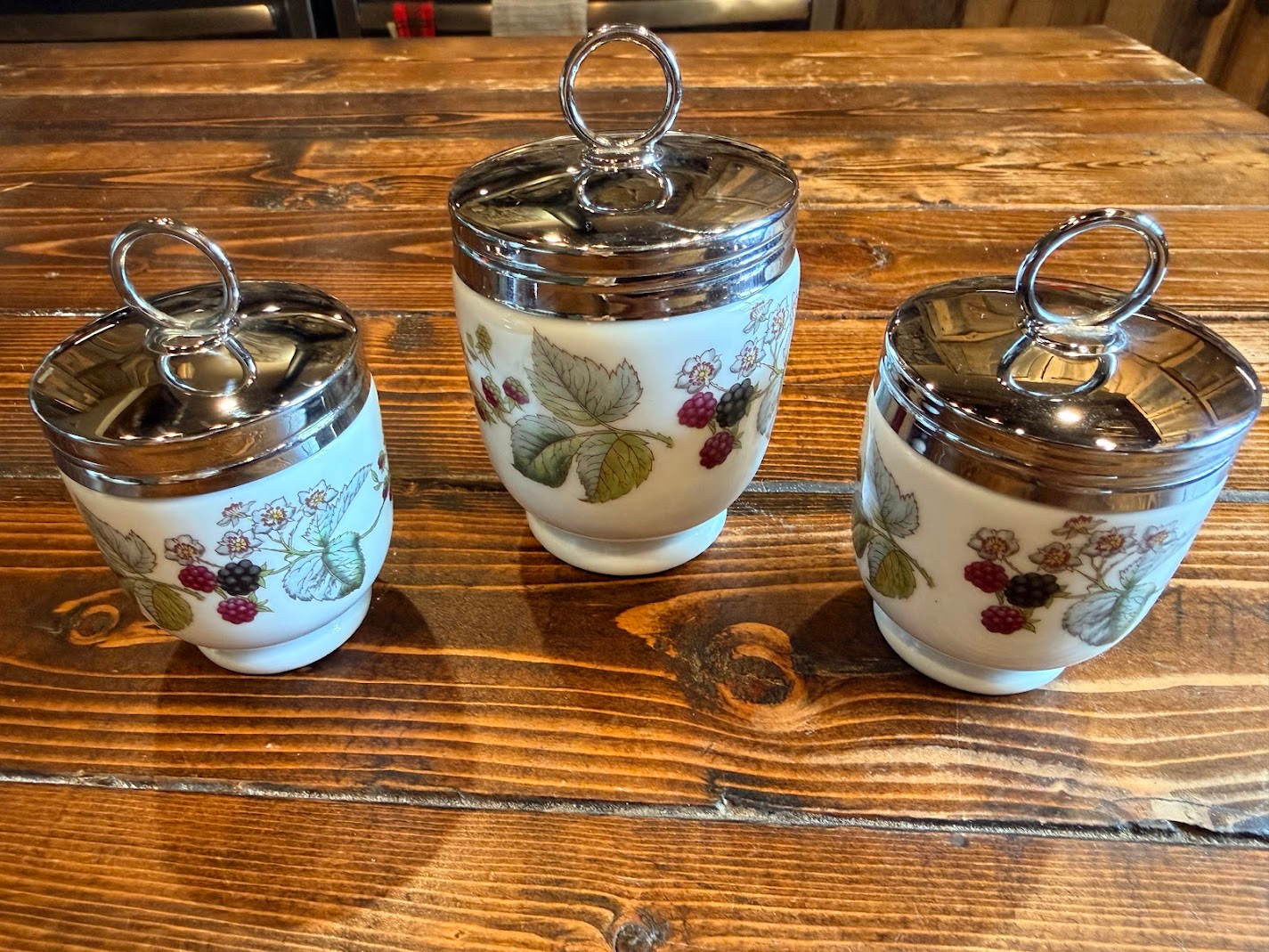 Set: 3 Vintage Royal Worcester Porcelain Egg Coddlers Lids Berry Pattern England