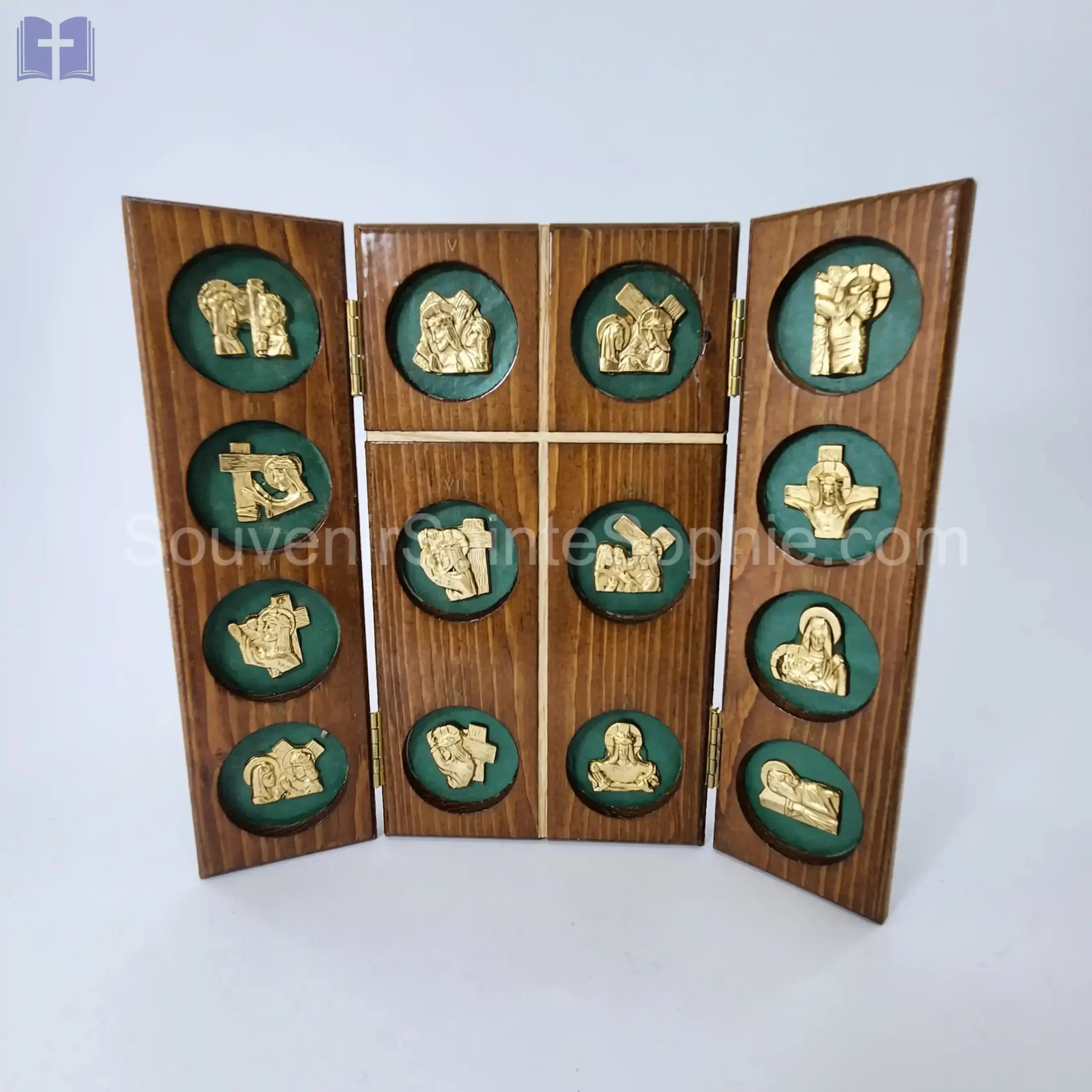 14 Stages of the Cross Size 18x20cm Book Color Beige