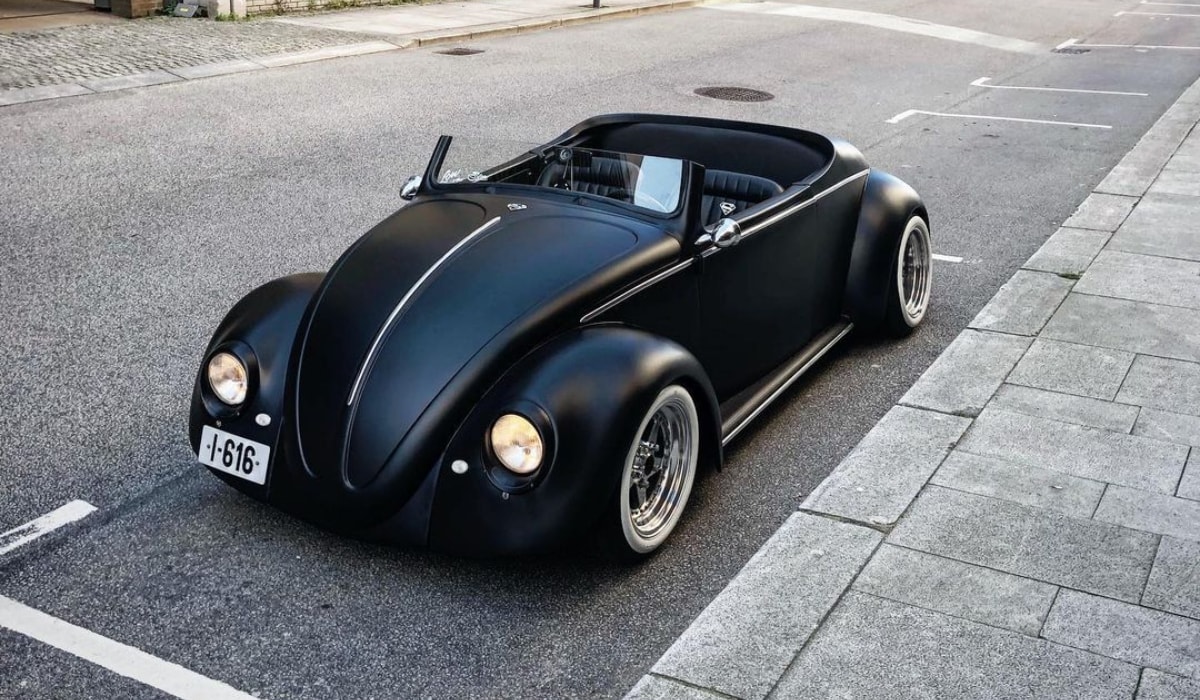 Diseñador da un toque de elegancia al icónico VW Beetle