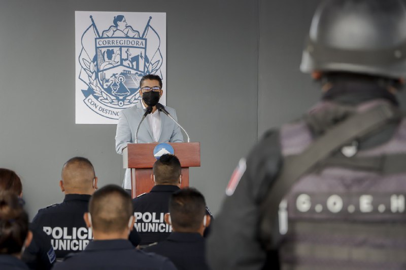 Fortalece Corregidora a la policía municipal con equipamiento