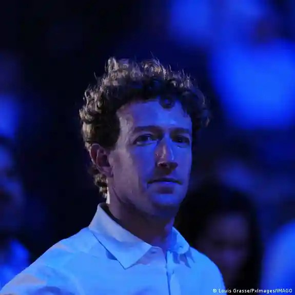Zuckerberg rechaza frenar la IA y desafía a Altman, Musk y Amodei: “El mercado debe controlar su desarrollo” 🤖⚖️💡