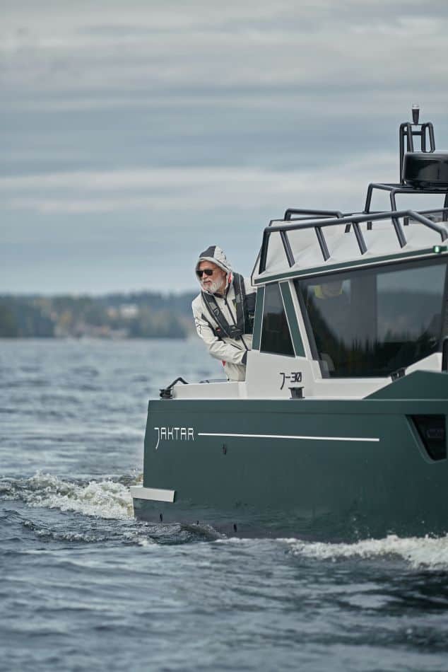 J30 - Premium Light Art Gallery - High Resolution