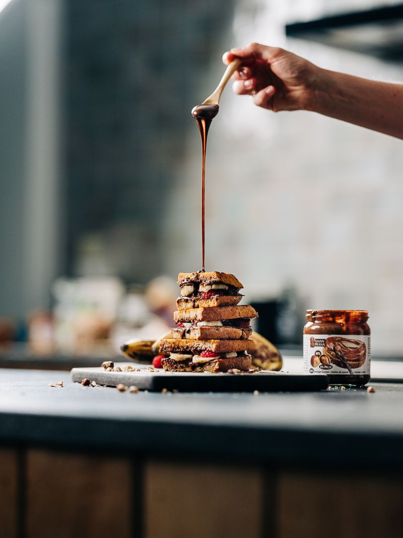 About Ohana Medium - Classic Minimal Background - HD