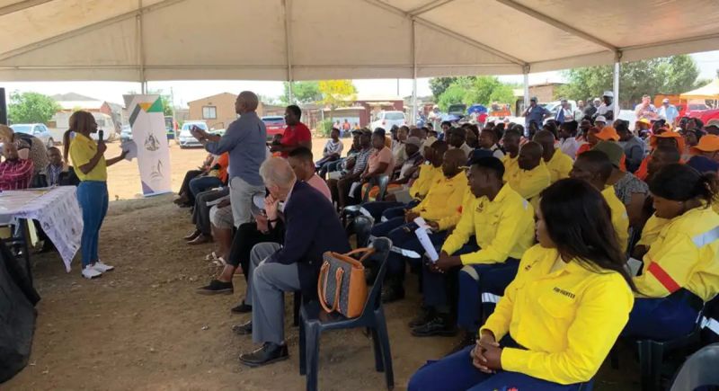 Fire Awareness Programme Working On Fire - Download Gorgeous Landscape Background | 4K