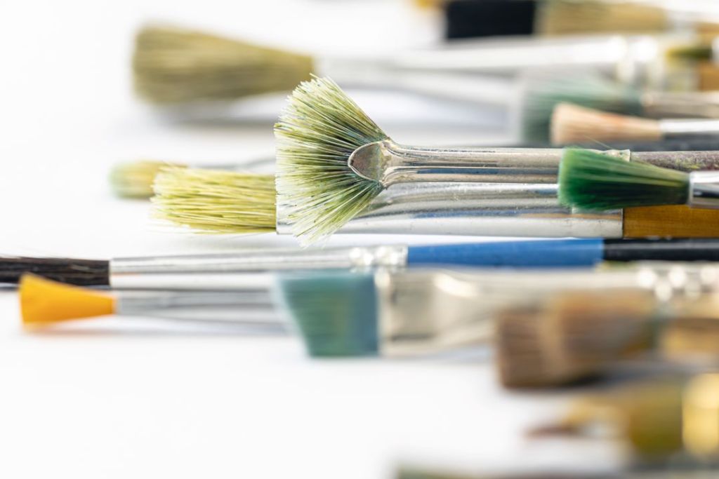 How to clean and care your art brushes? Image 1