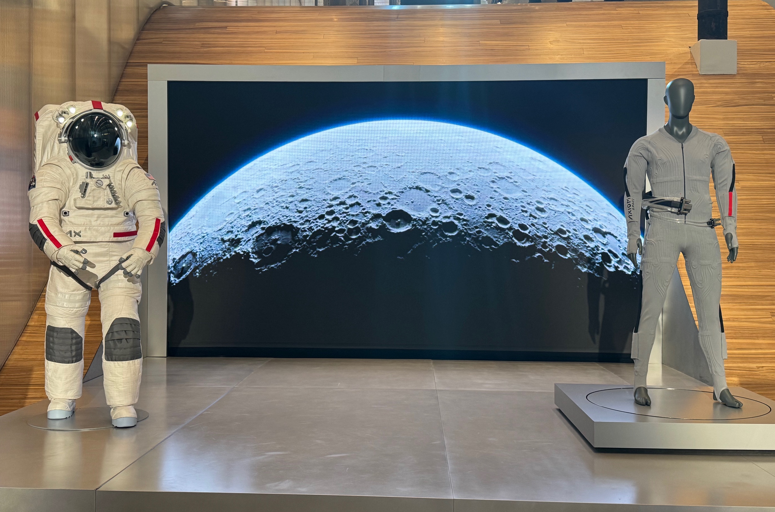 spacenews.com - Jeff Foust - Axiom and Prada advance design of spacesuit