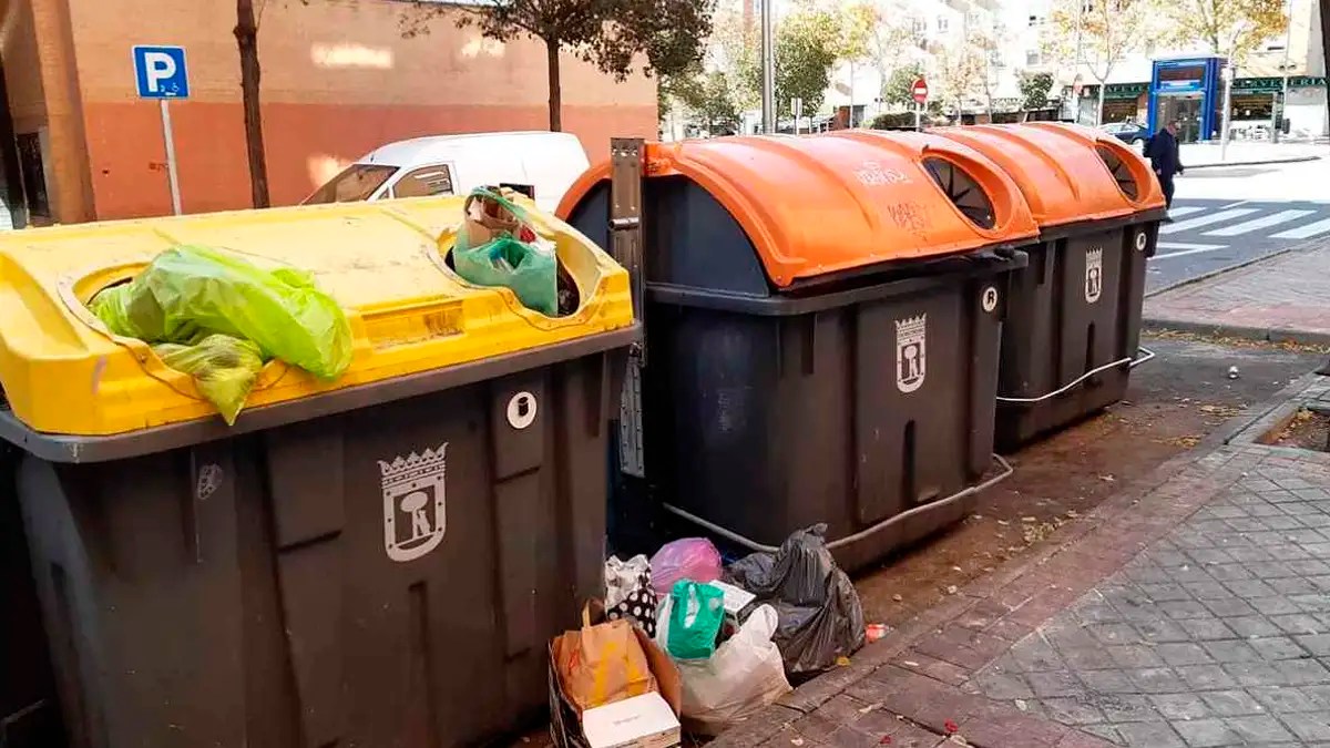 Штрафы до 2 000 евро: в пригороде Мадрида ужесточили правила выброса мусора