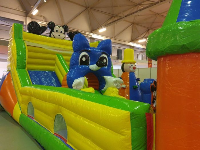 Maus Kinderrutsche Hüpfburg Verleih – Bild 2