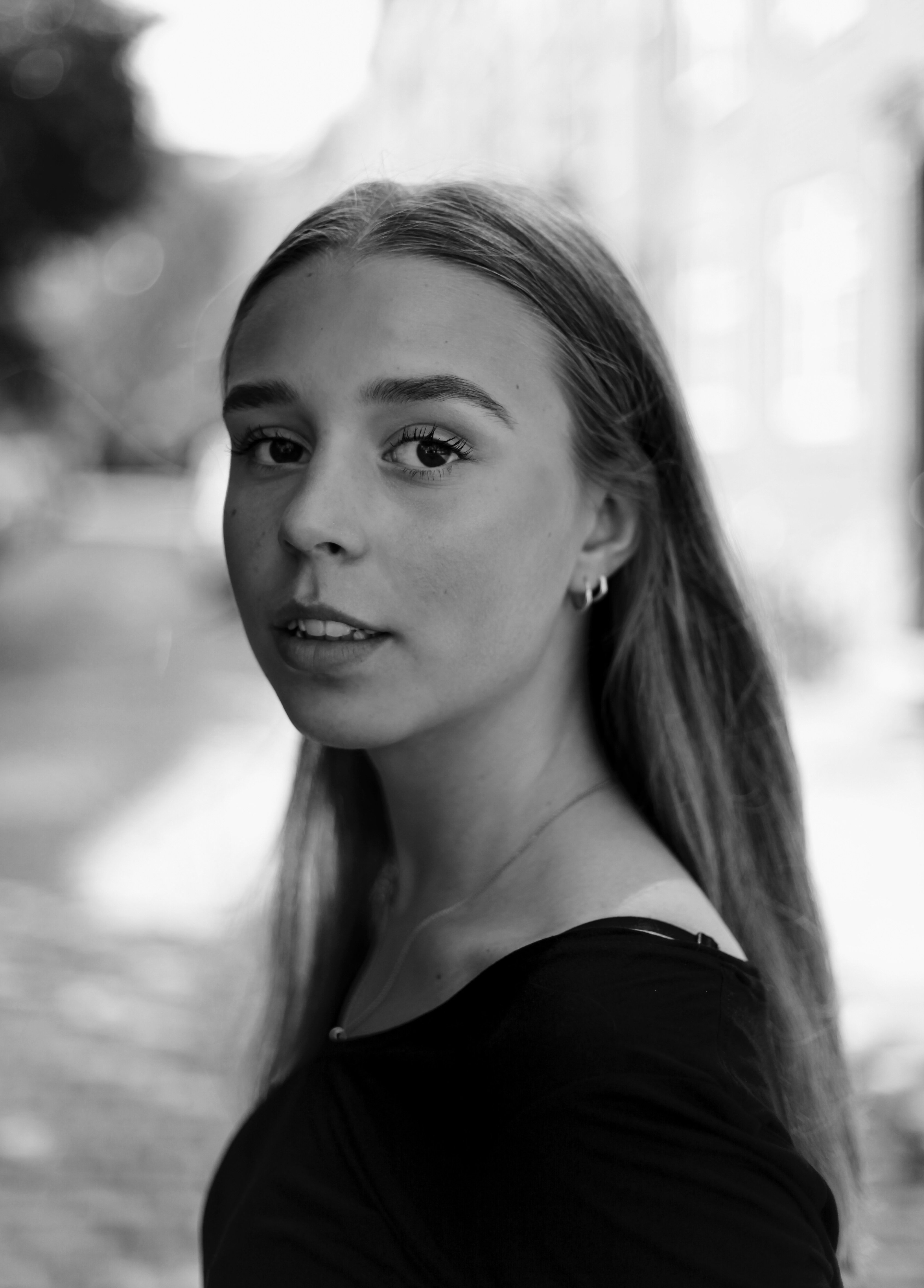 Andrea Model Nr 82036 - Download High Quality City Image | High Resolution