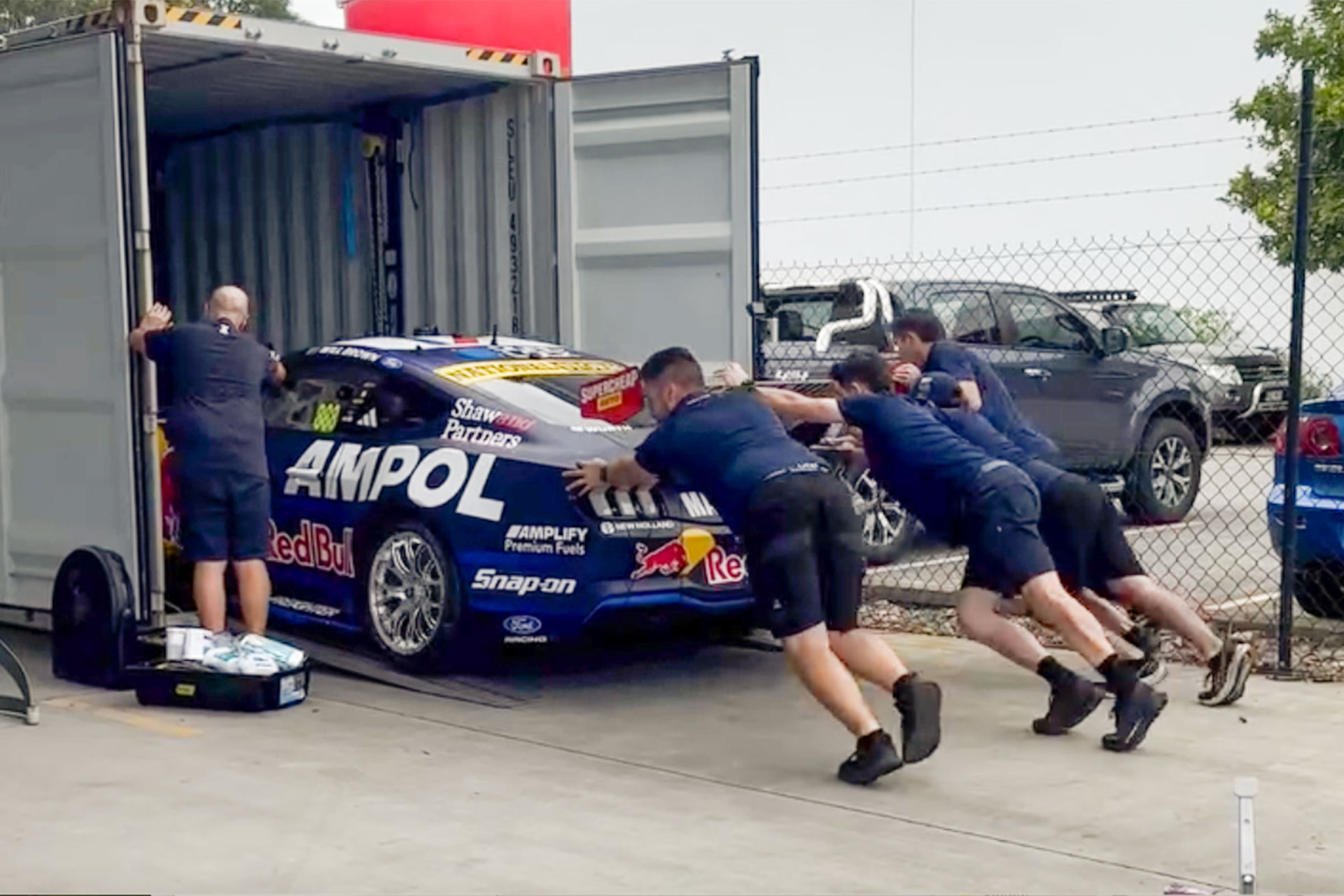 New Zealand Travel: The Impact of Three-Car Teams (2026)