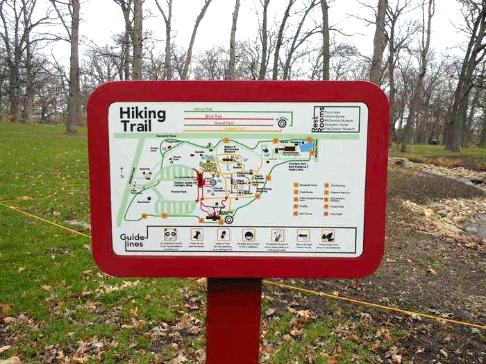 Sign displaying map with clear font