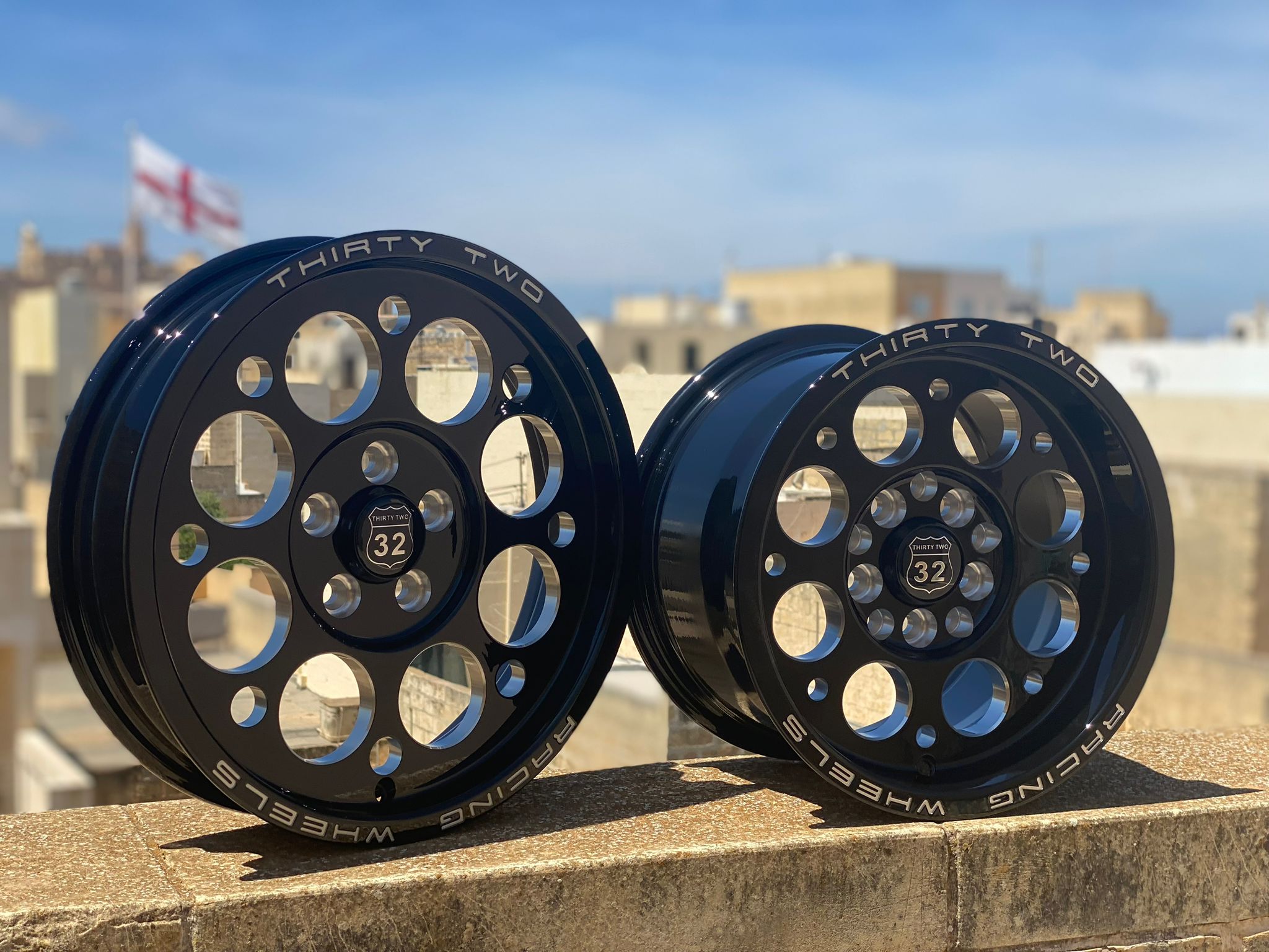 Clearance: Drag Combo 8 – 15X3.5 & 13X8 - 5X100