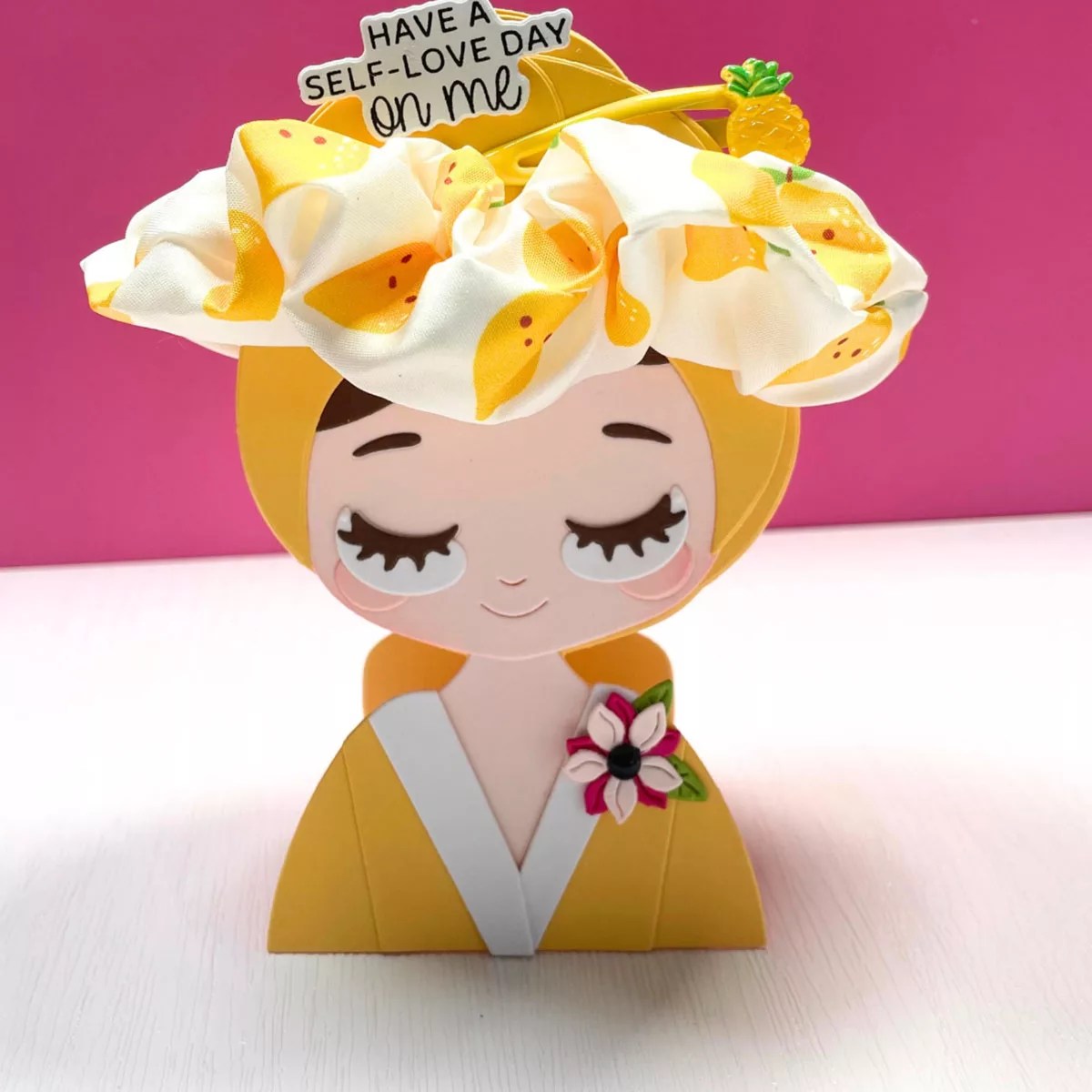 December 2025 Large Die of the Month Preview & Tutorials – Wrapped in Care