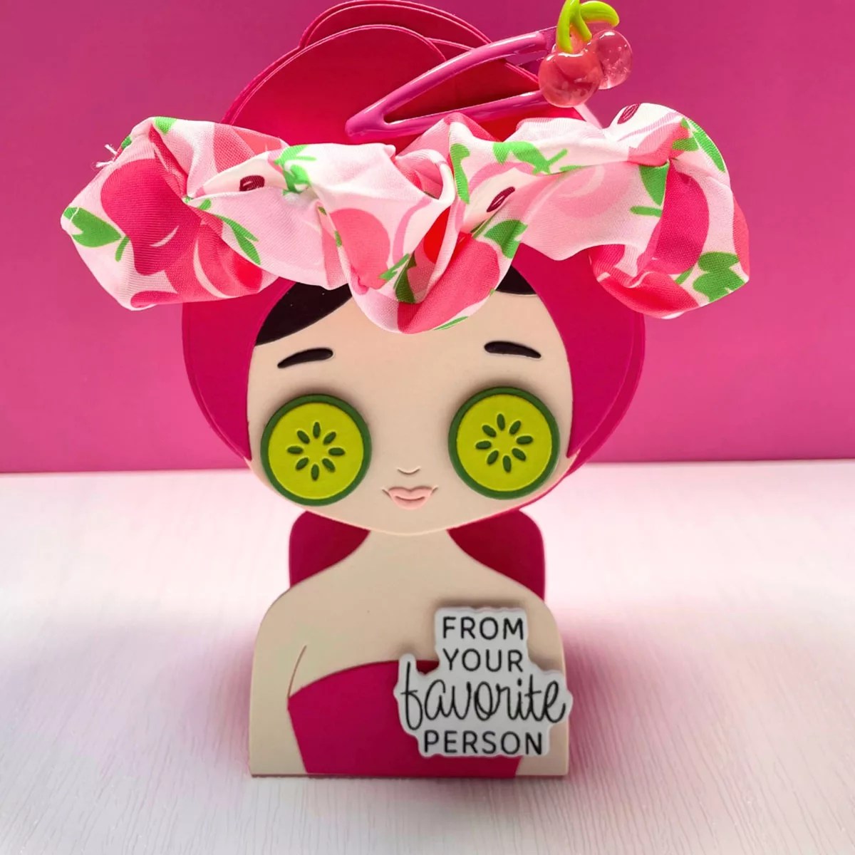 December 2025 Large Die of the Month Preview & Tutorials – Wrapped in Care