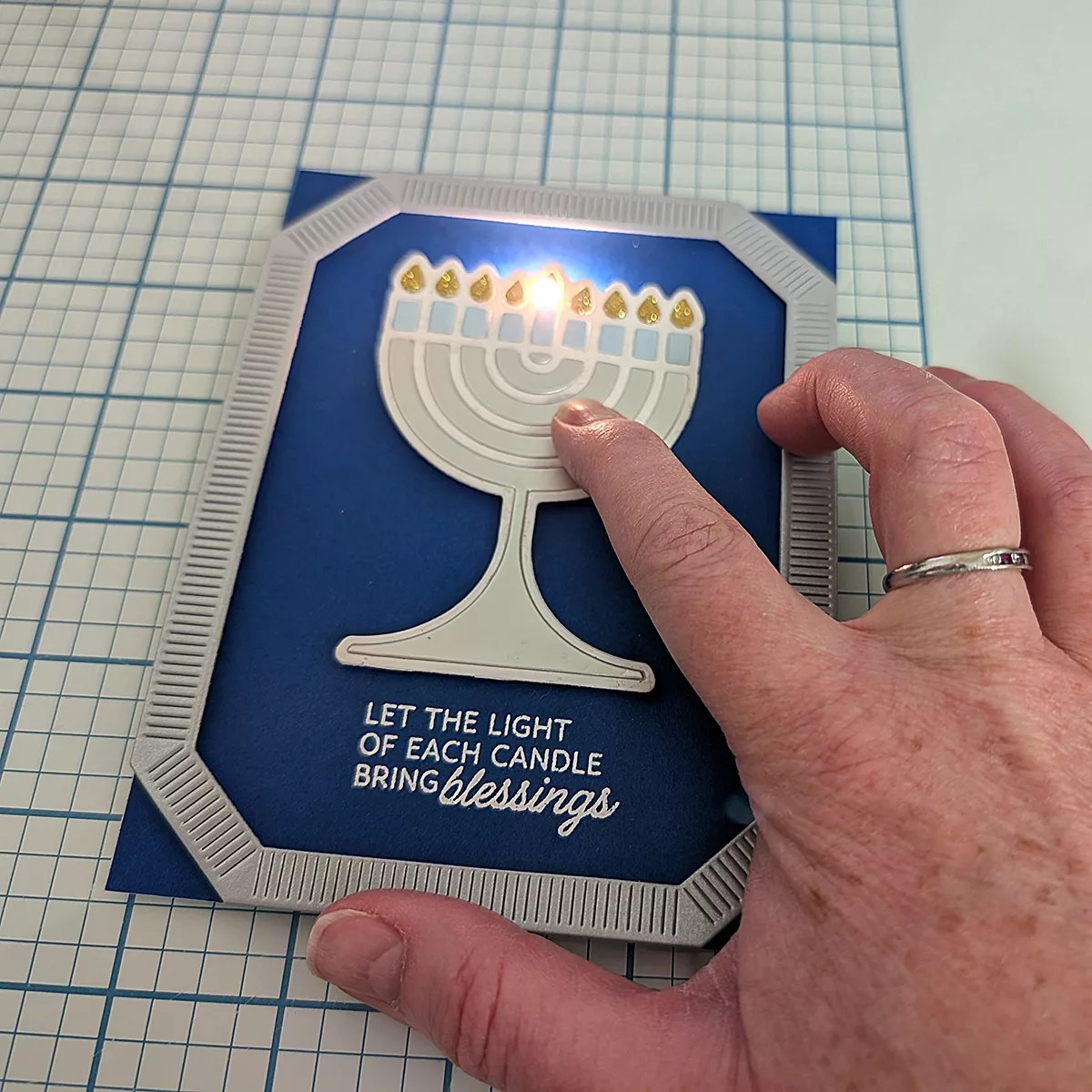 Easy Menorah Light Up Tutorial with Lea Lawson, SDS-233, S5-641, S5-743