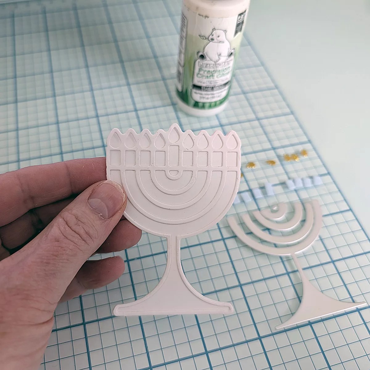 Easy Menorah Light Up Tutorial with Lea Lawson, SDS-233, S5-641, S5-743