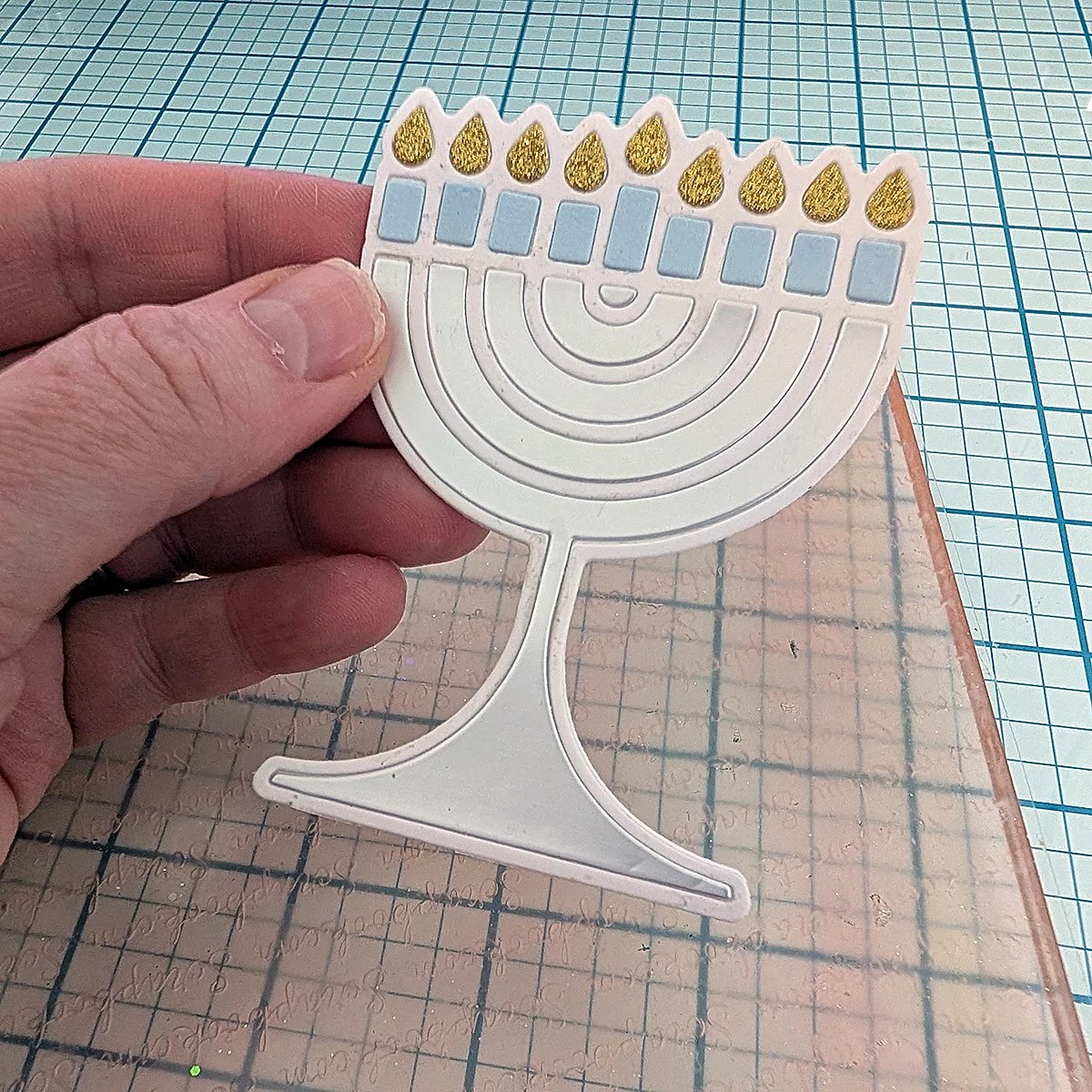 Easy Menorah Light Up Tutorial with Lea Lawson, SDS-233, S5-641, S5-743