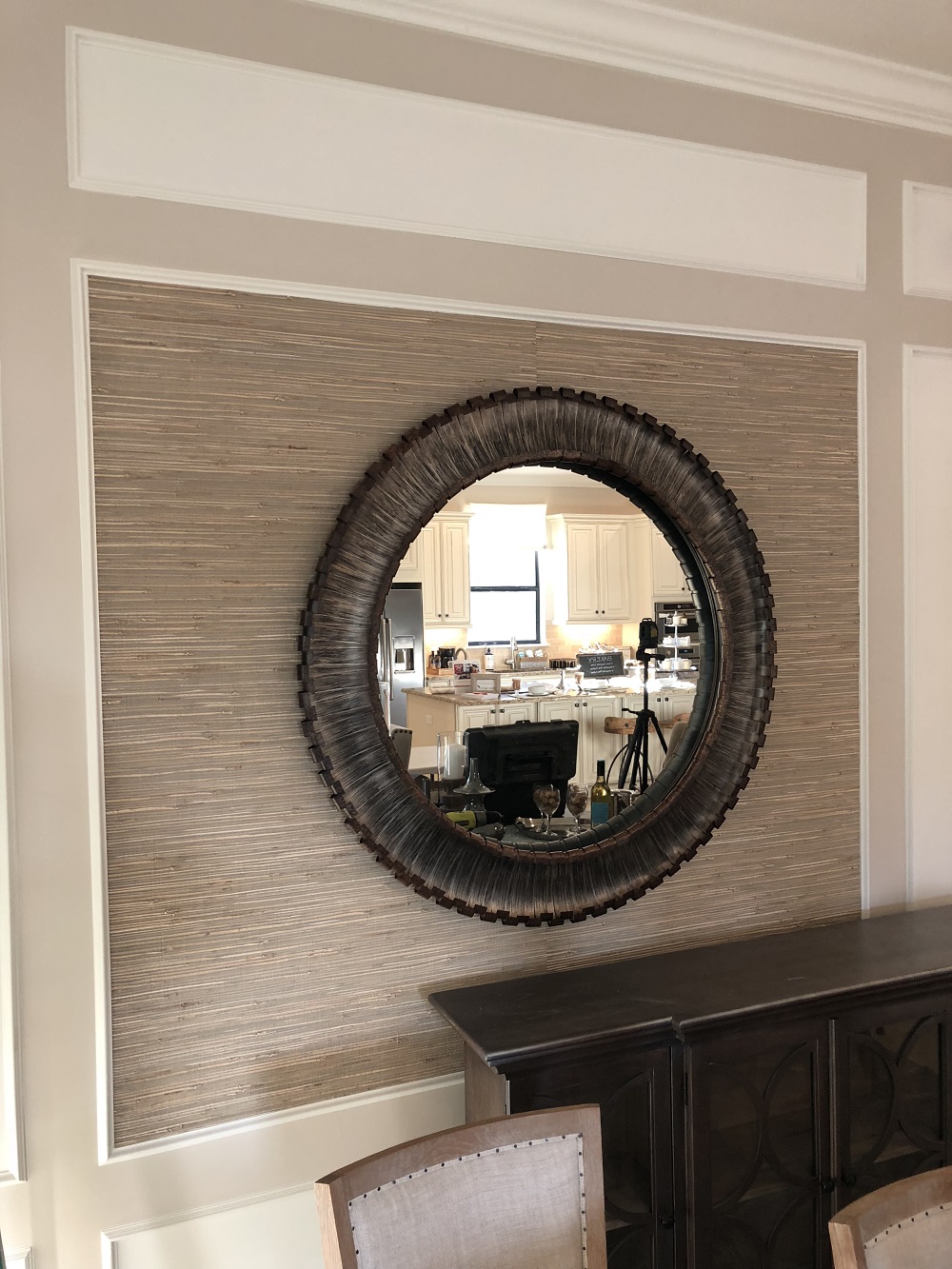 The cost of this project can be higher if the pro needs to make repairs to your wall. Wallpaper Installer Tampa | Wallpaper Hanger Tampa
