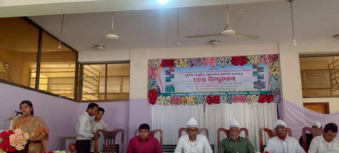 পরিবেশবান্ধব কৃষি সম্প্রসারণে কৃষকদের অনন্য মেলবন্ধন