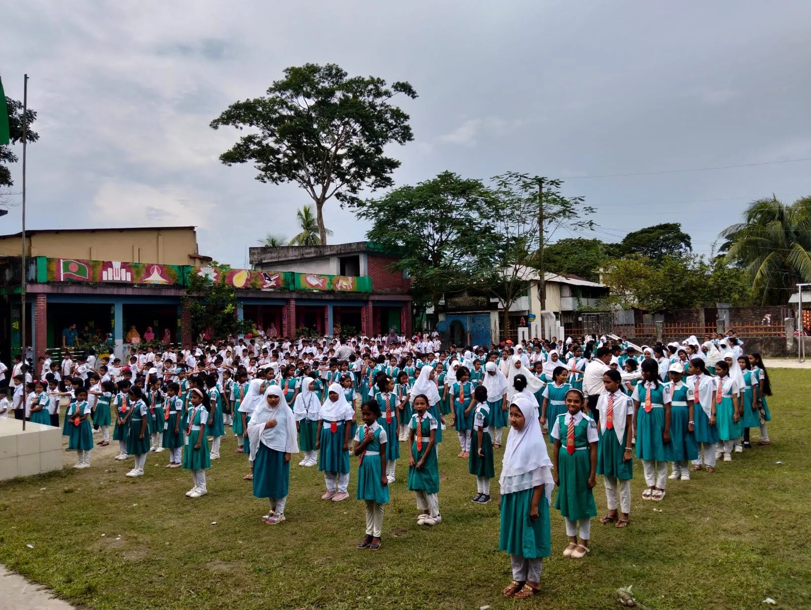 বুলবুলি-মীনা-রাজুর রাজ্যে মাল্টিমিডিয়া ক্লাস : ১০ বছরে ১০৪টি জাতীয় পুরস্কার!