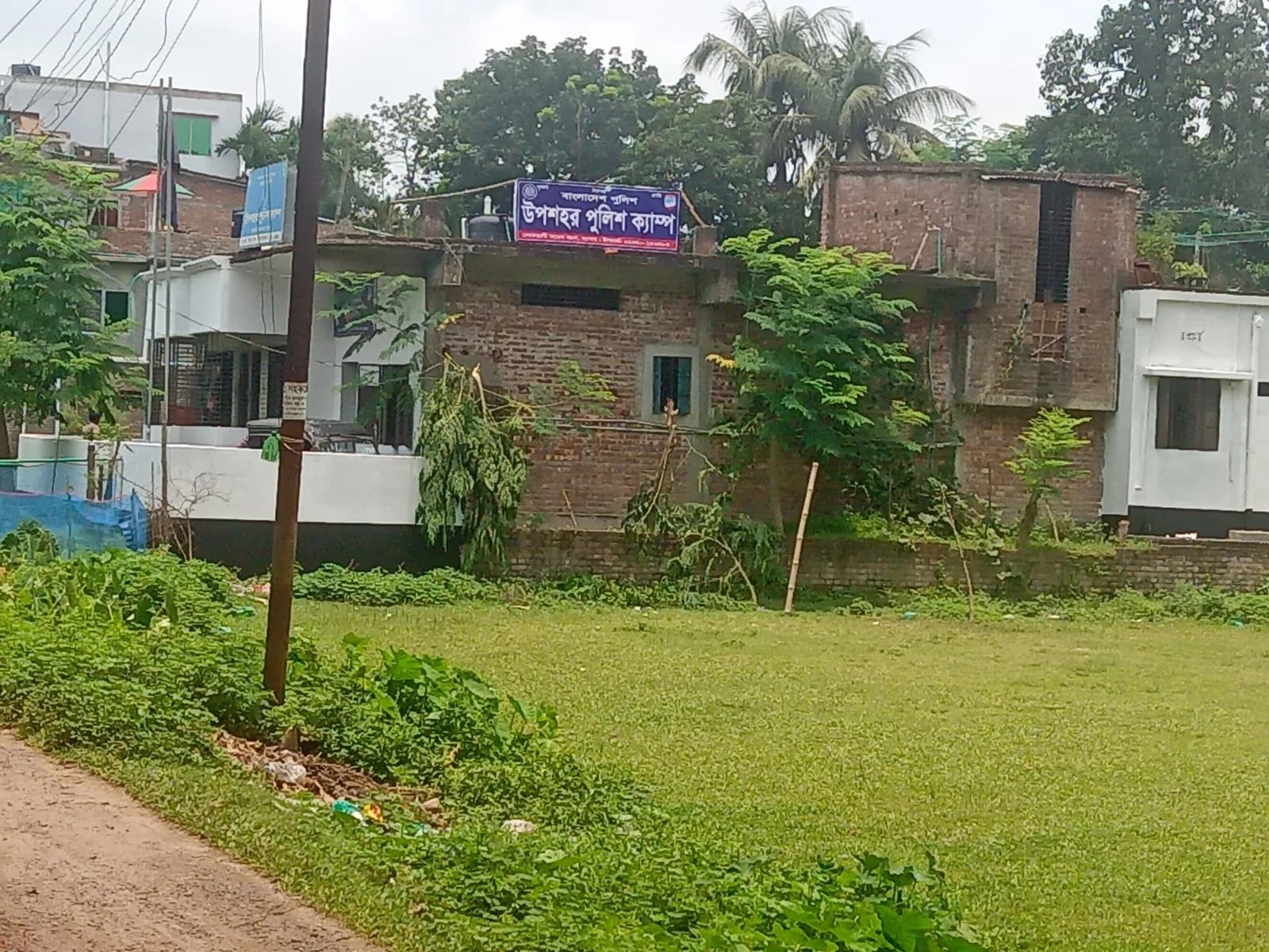 উপশহরের আ.লীগ সমর্থিত সাবেক মেম্বারসহ ৩জন আটক