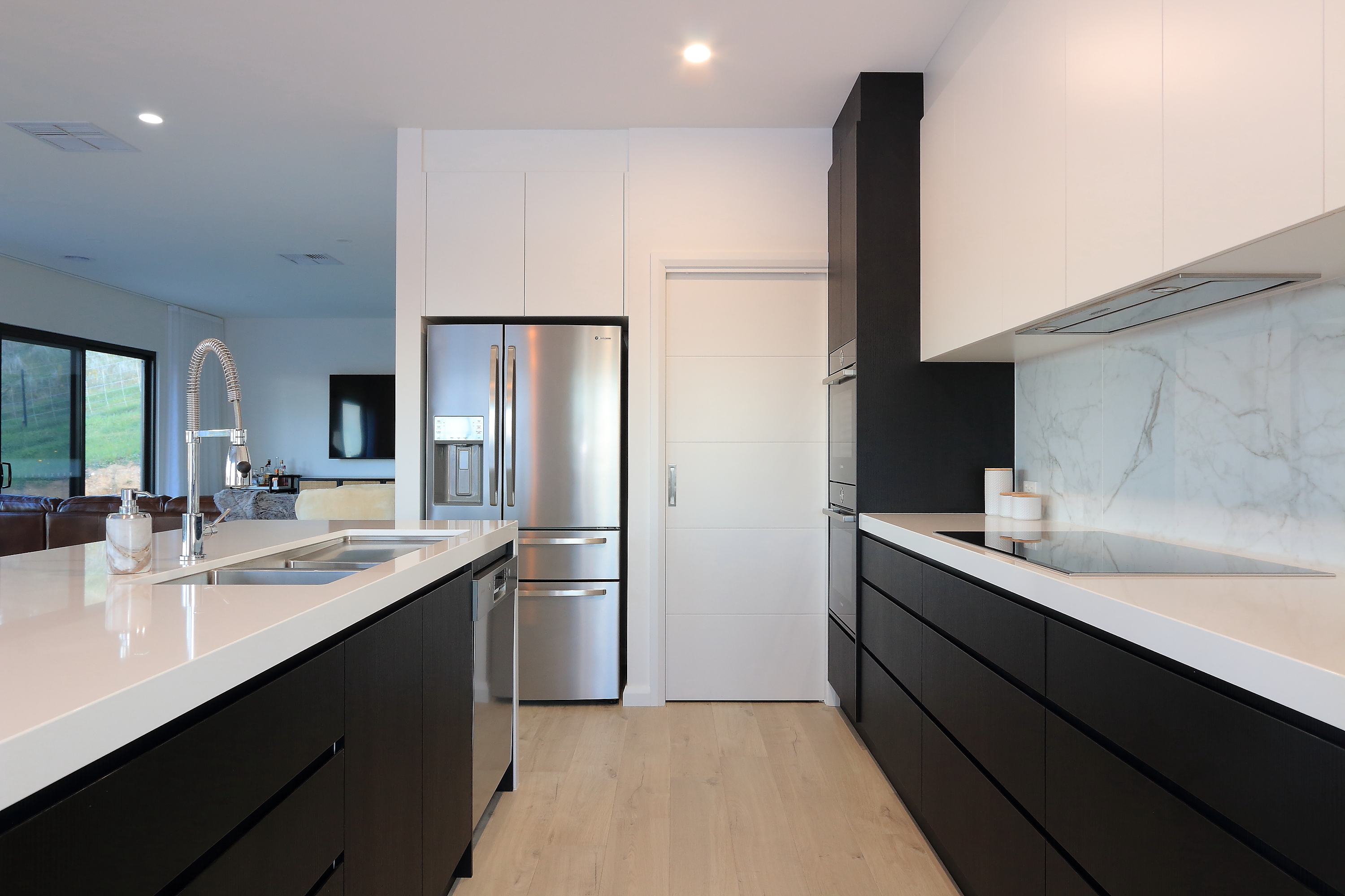 Kitchen 2 LS