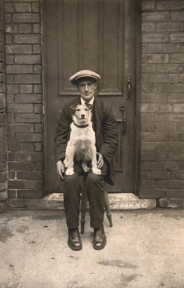 Libby Hall, Collector Of Dog Photography | Spitalfields Life