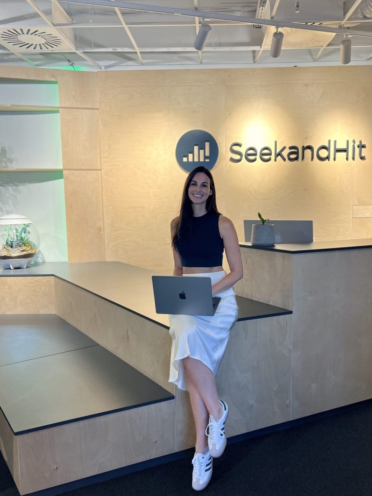 behind the screens iva horvat radman petar ilak seekandhit