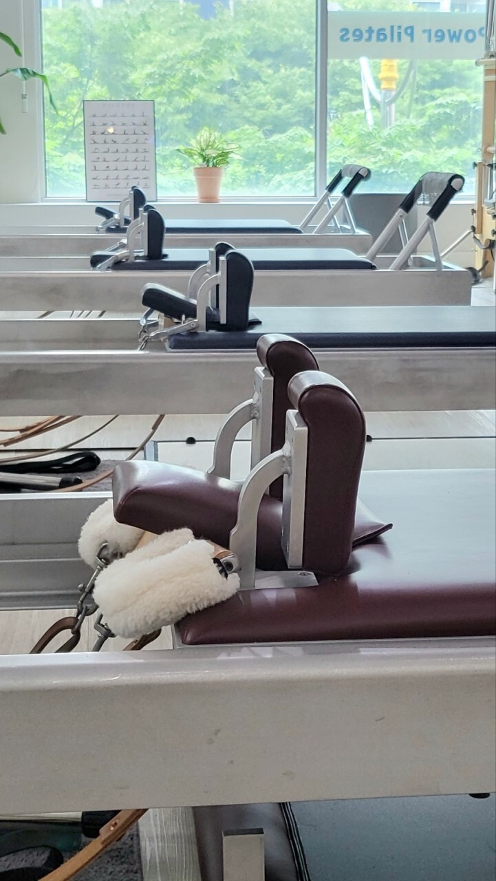 필라테스 내부 사진