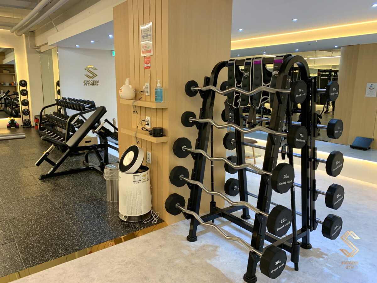 헬스장 내부 사진