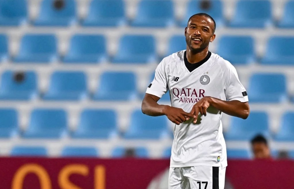 اجتماع حاسم يجمع الناصيري بالمهاجم أيوب الكعبي اجتماع حاسم يجمع الناصيري بالمهاجم أيوب الكعبي