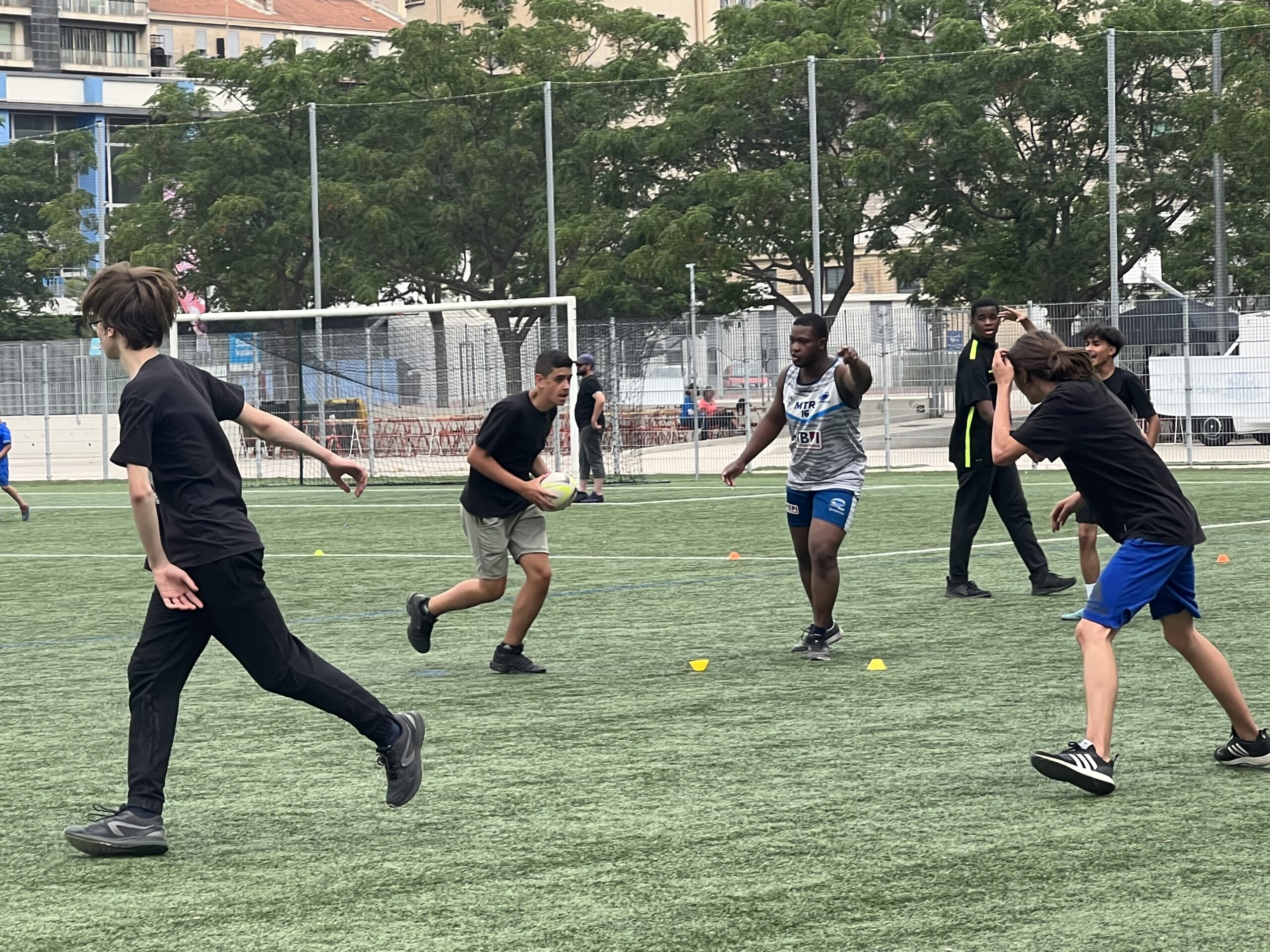 Touch Rugby inclusif au Sporting4Change à Marseille
