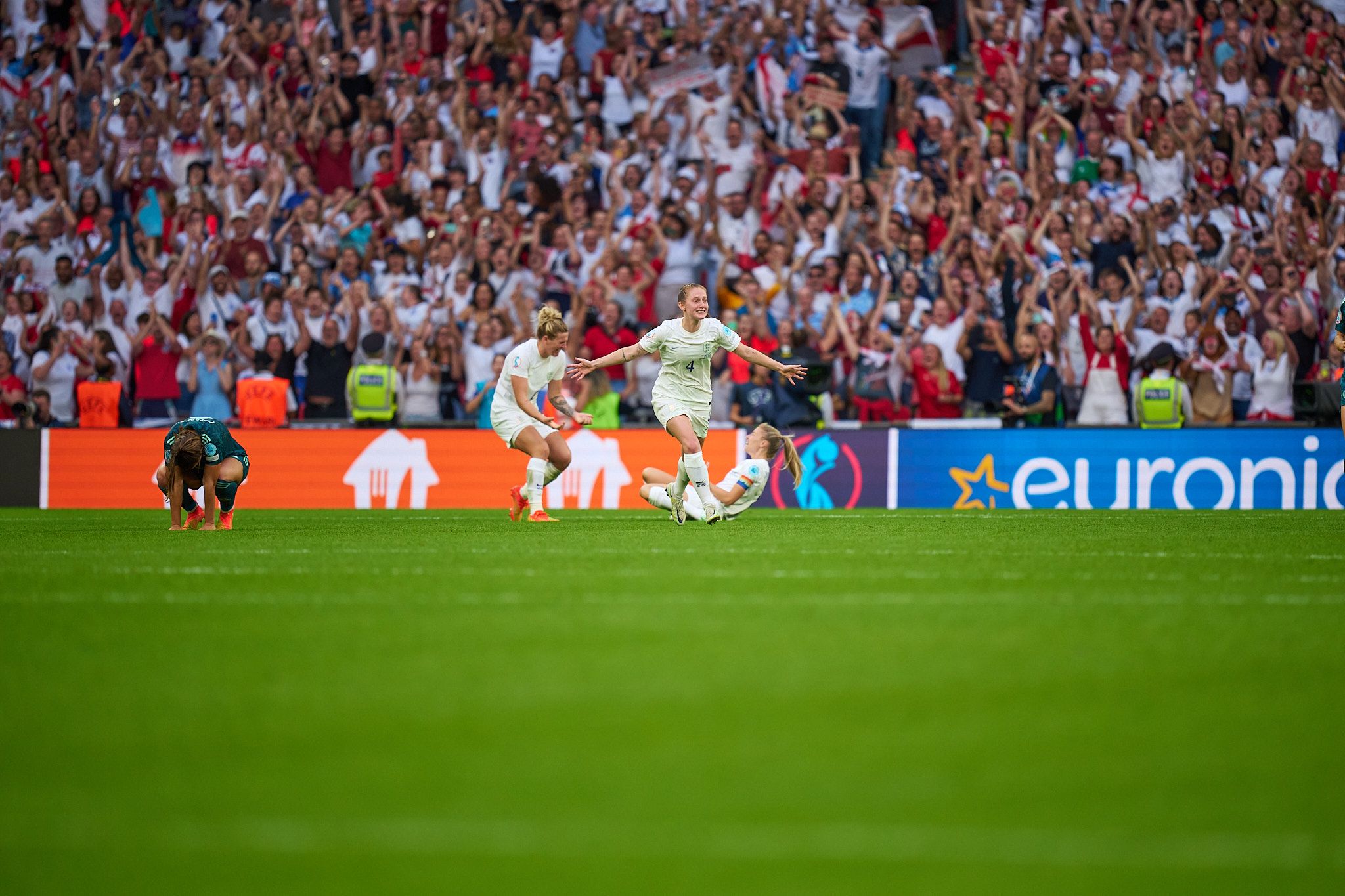 Keira Walsh. England vs Germany. UEFA Women's Euro 2022 Final.