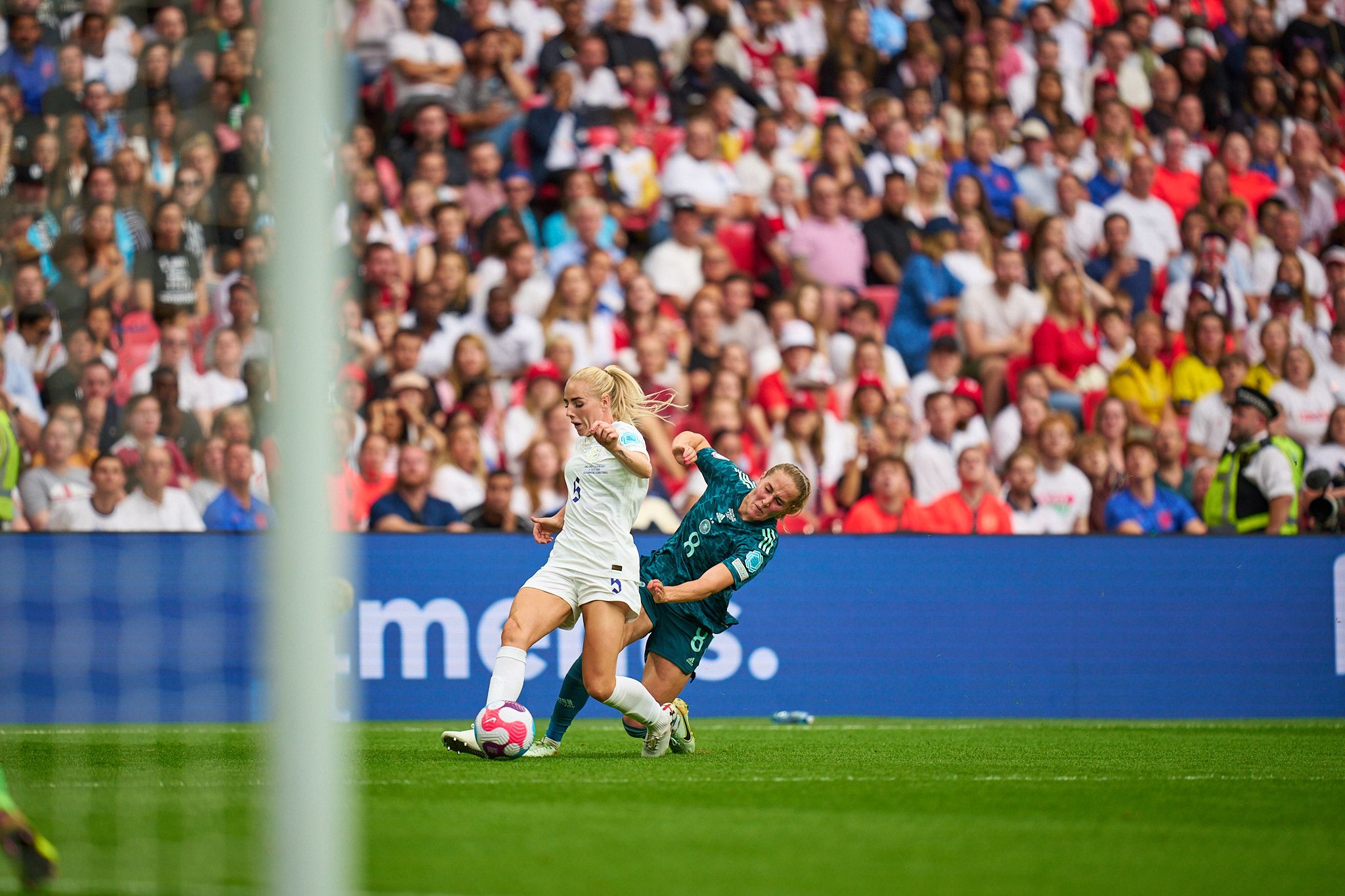 Alex Greenwood. England vs Germany. UEFA Women's Euro 2022 Final.